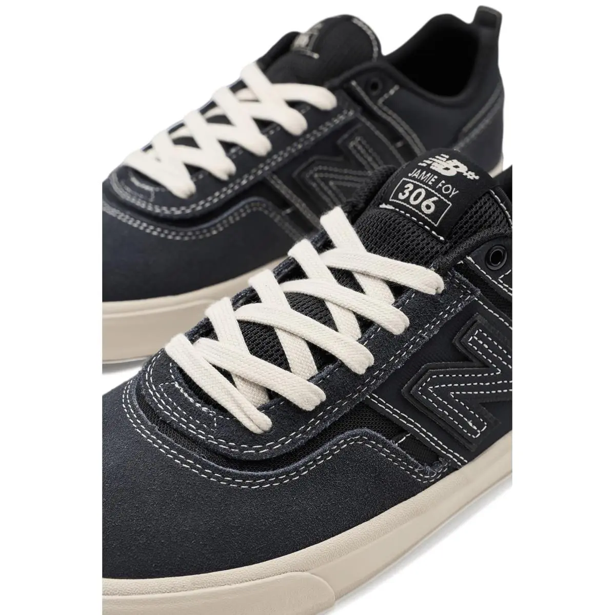 New Balance shoes - Black/Tan 25