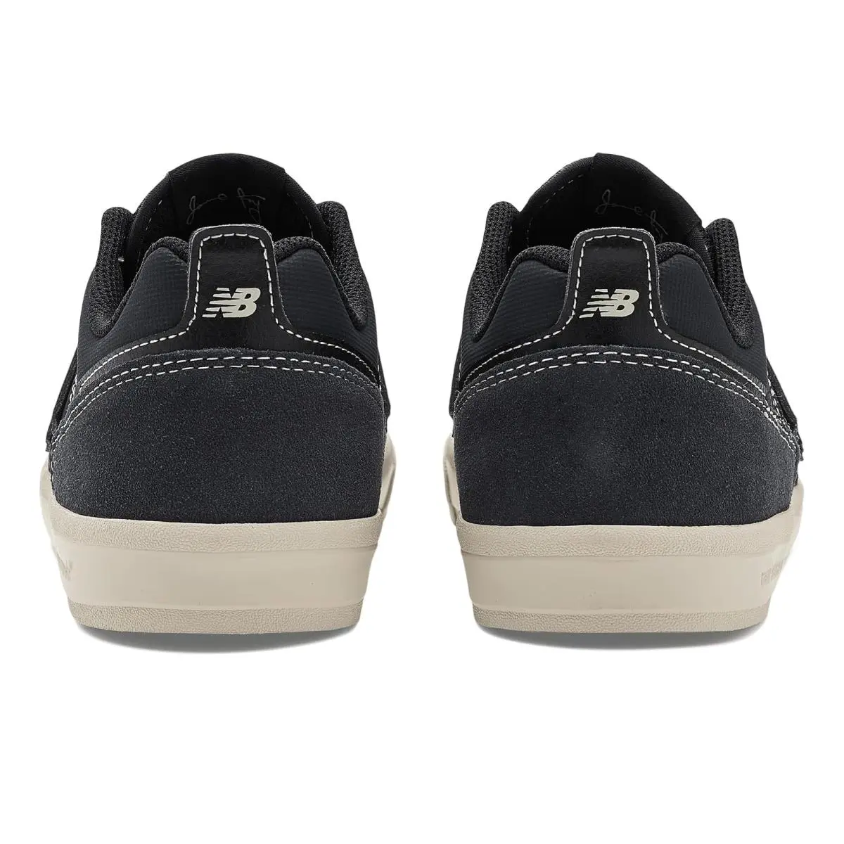 New Balance shoes - Black/Tan 26