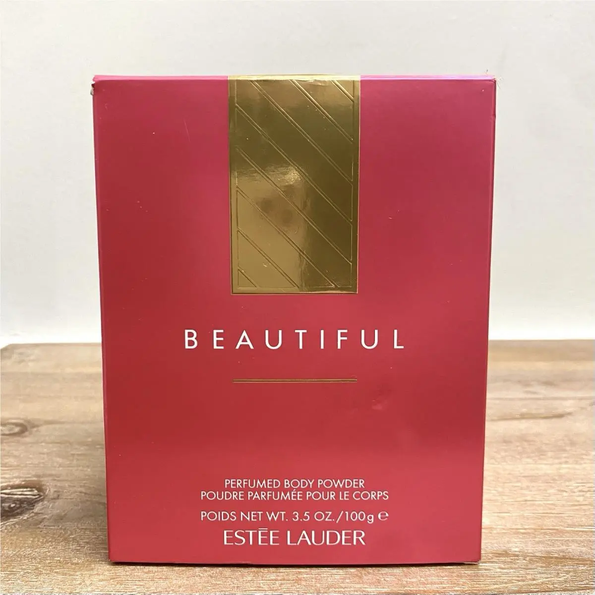 Estee Lauder Beautiful Perfumed Body Powder 3.5 oz with Puff by Estée Lauder