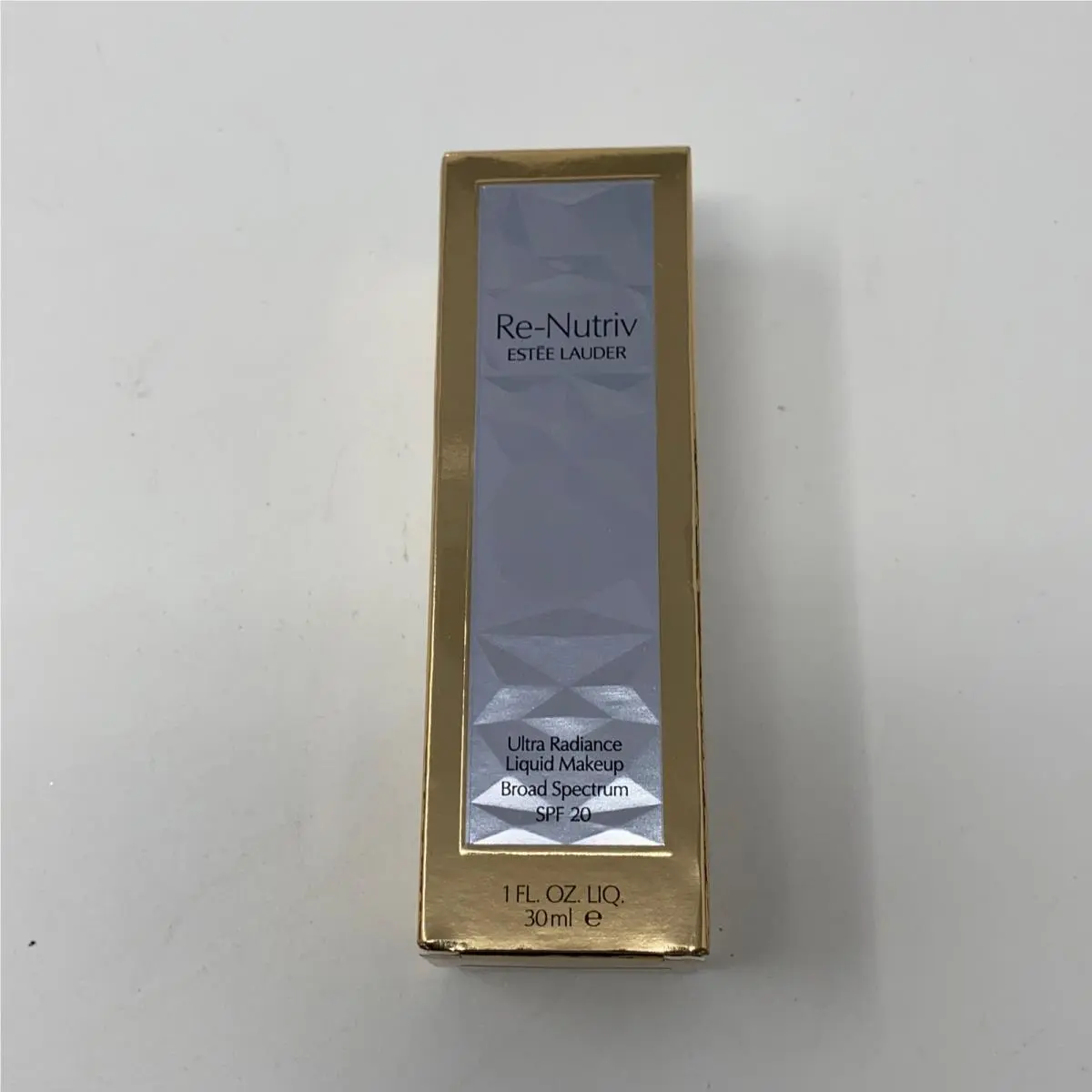Estee Lauder Re-nutriv Ultra Radiance Liquid Makeup SPF20 30ml by Estée Lauder