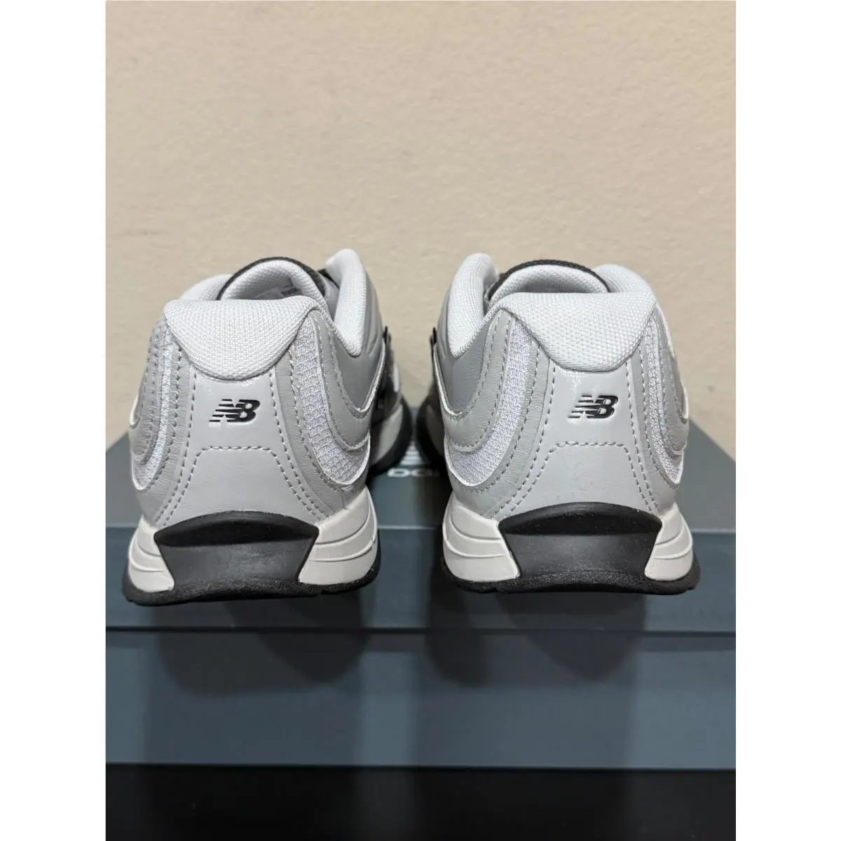 New Balance shoes - Gray 3