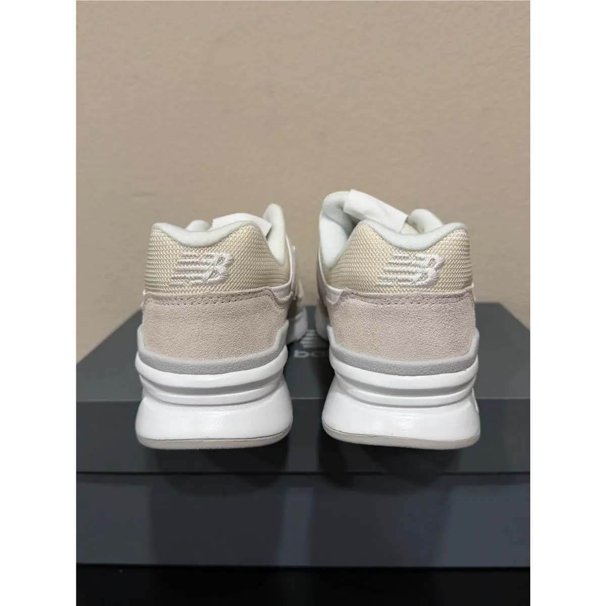 New Balance shoes - Beige 3