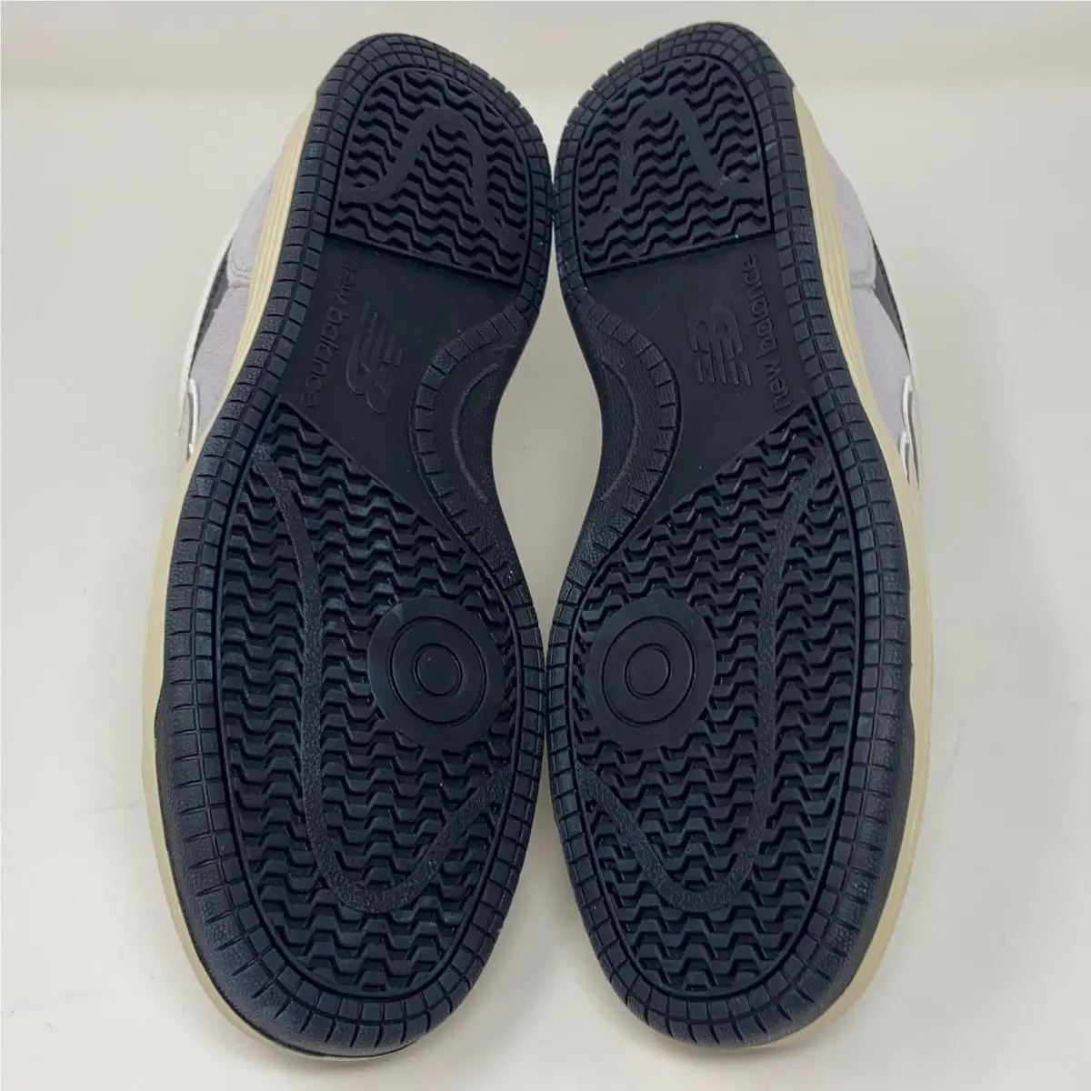 New Balance shoes - White/Grey/Navy (UPC: 198688104247) 4