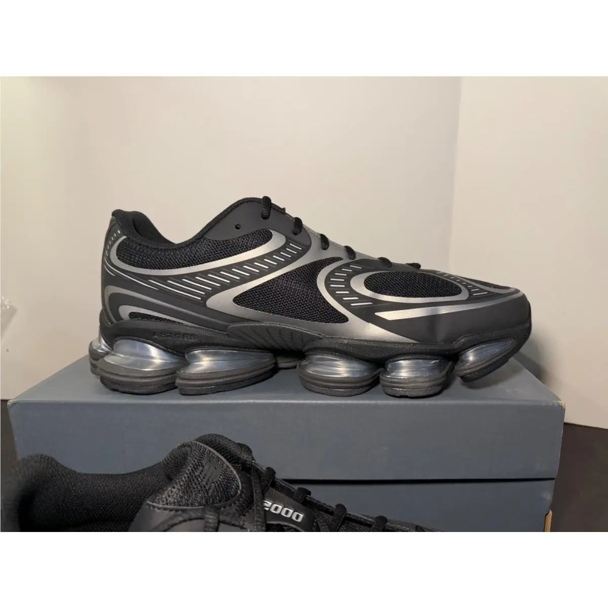 New Balance shoes - New Balance 2000 - Black, Silver 1