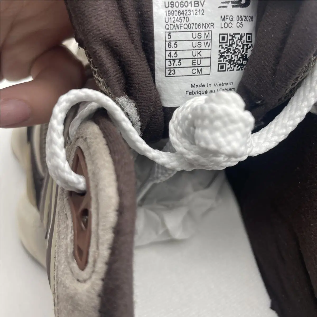 New Balance shoes - New Balance 9060 - U90601BV - Brown (UPC: 199064231212) 4