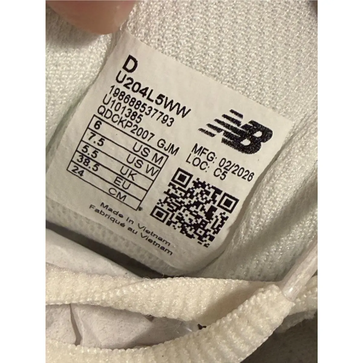 New Balance shoes - New Balance 204L - White, Pink 9