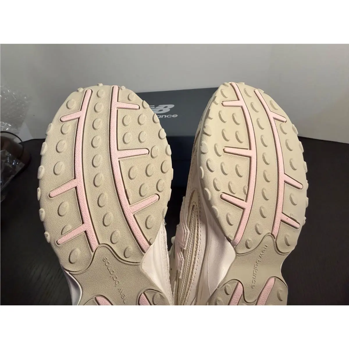 New Balance shoes - New Balance 204L - White, Pink 13