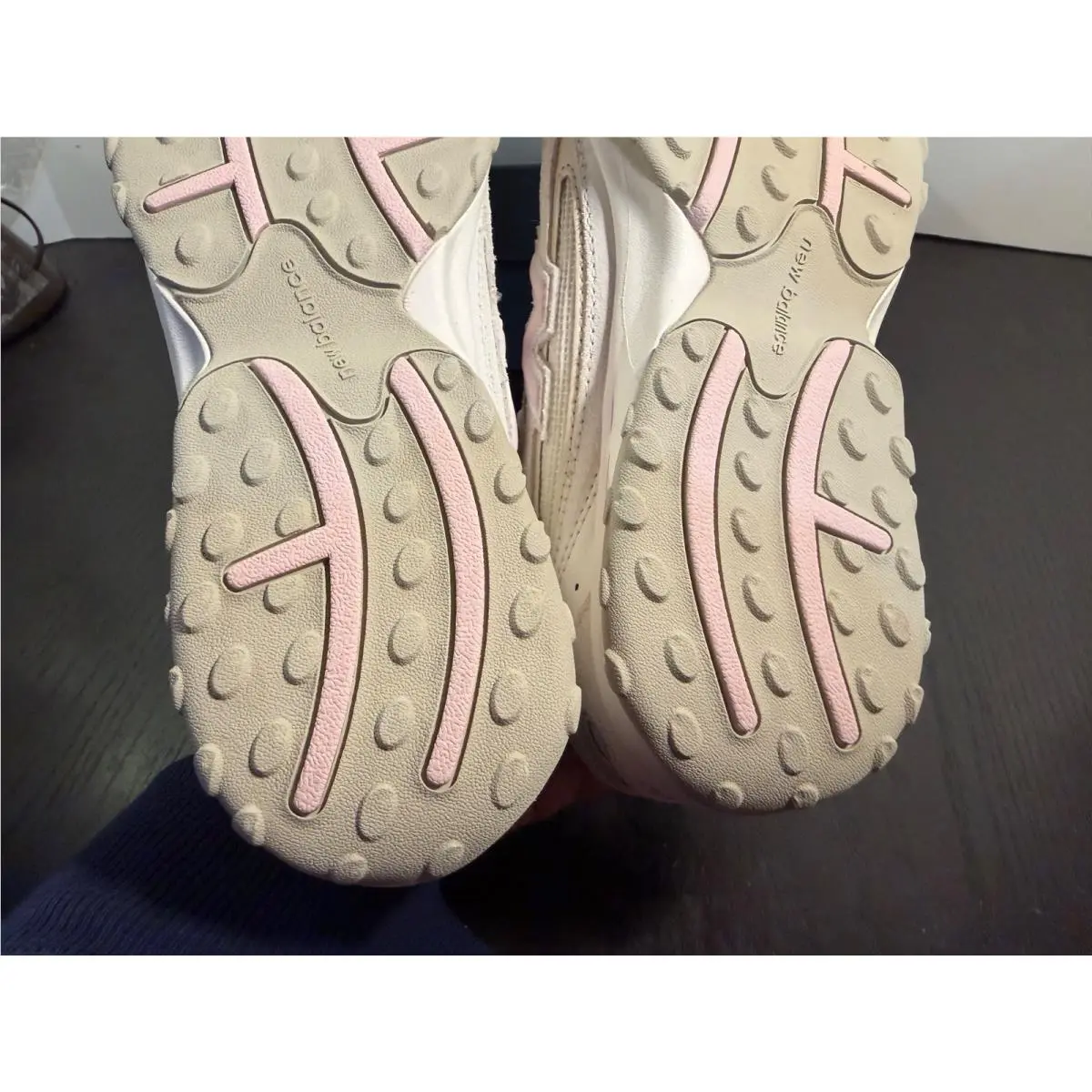 New Balance shoes - New Balance 204L - White, Pink 14