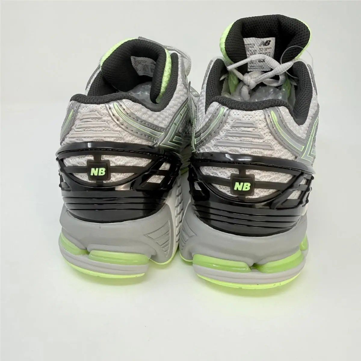 New Balance shoes - New Balance 1906R - Silver 3