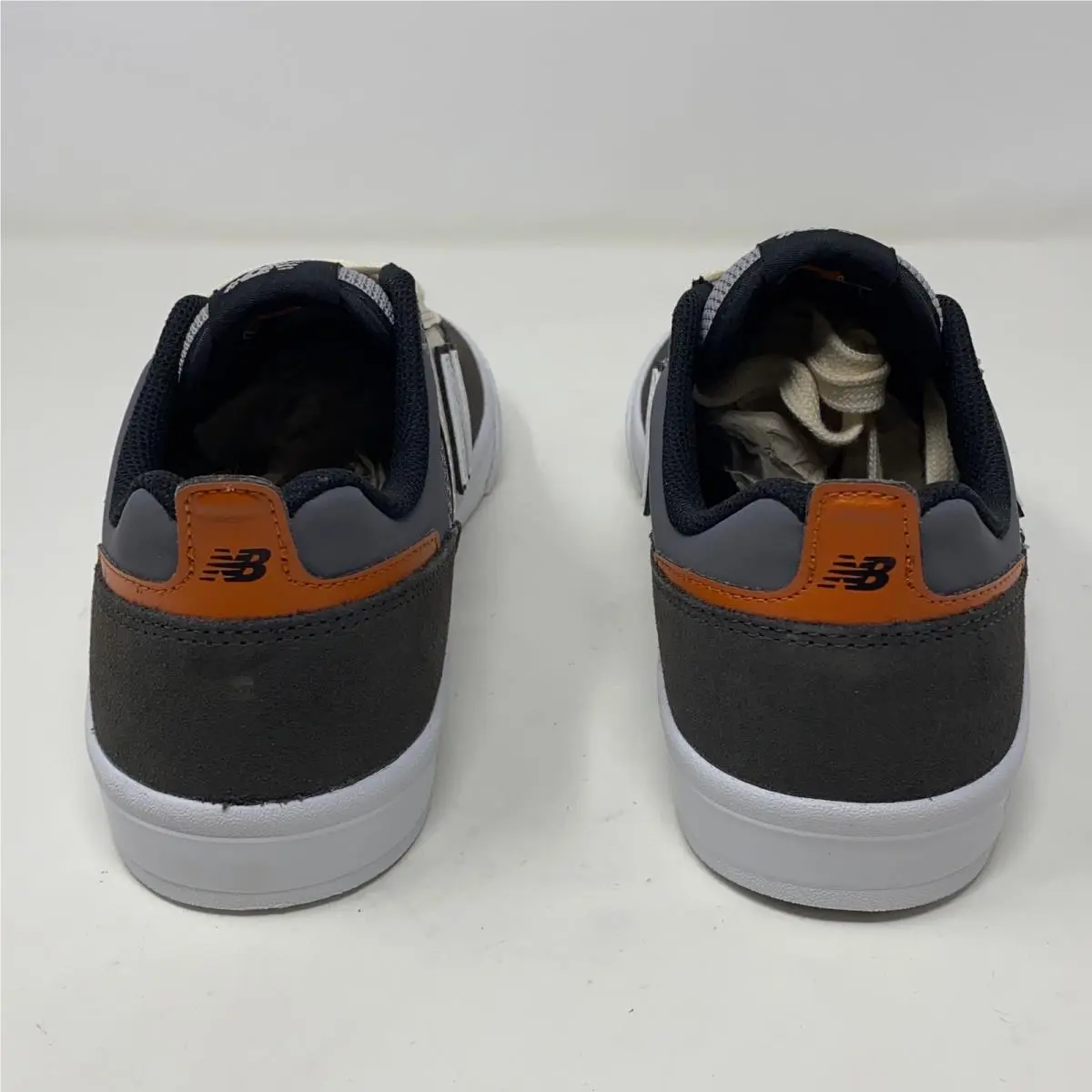 New Balance shoes - Grey/White (UPC: 198686413105) 1