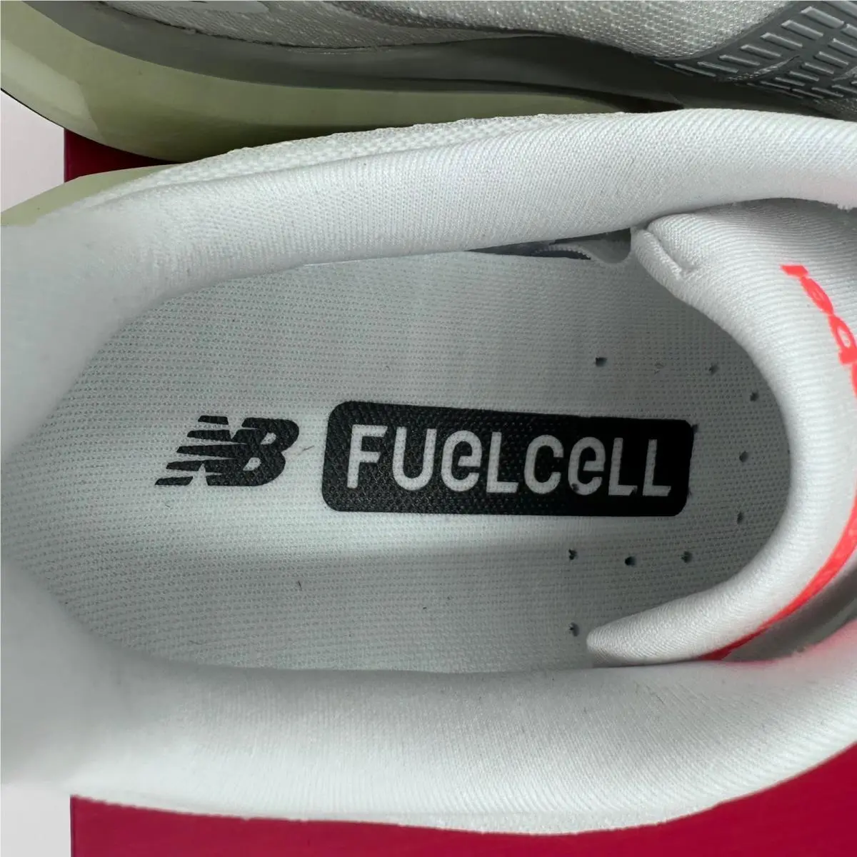 New Balance shoes - FuelCell Rebel v4 - FuelCell Rebel - White 5
