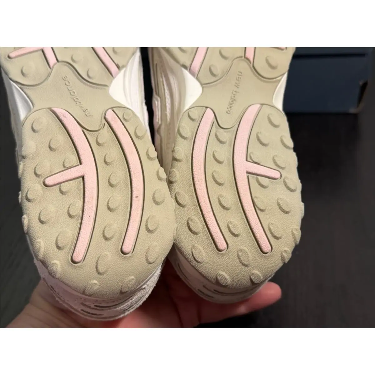 New Balance shoes - New Balance 204L - White, Pink 13