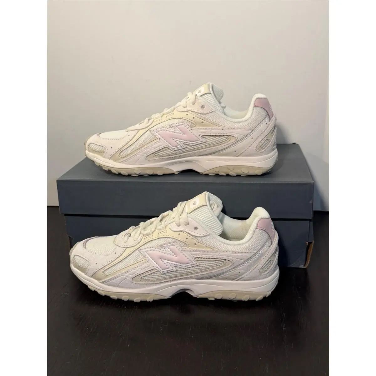 New Balance shoes - New Balance 204L - White, Pink 4