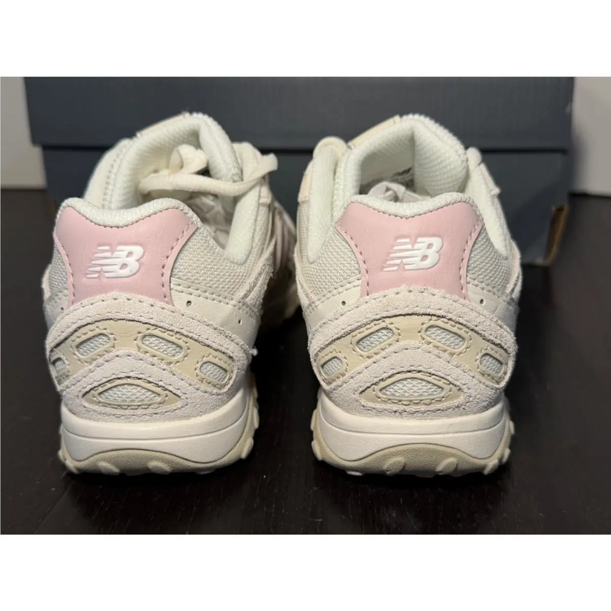 New Balance shoes - New Balance 204L - White, Pink 7