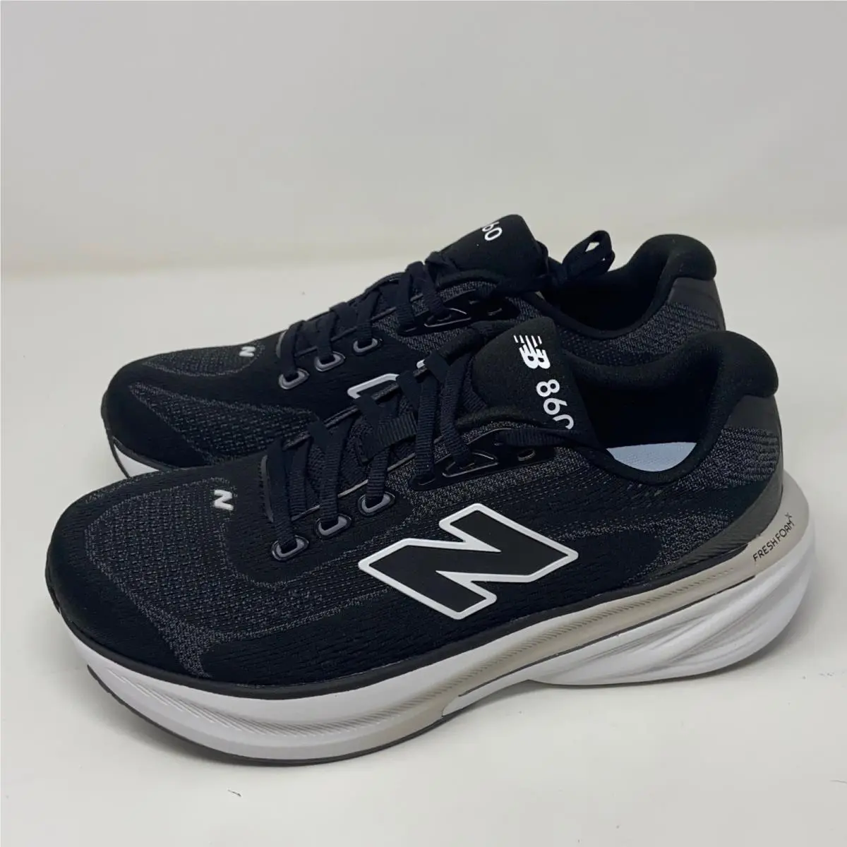 New Balance shoes - New Balance Fresh Foam X 860v15 - W8604NE - Black 1
