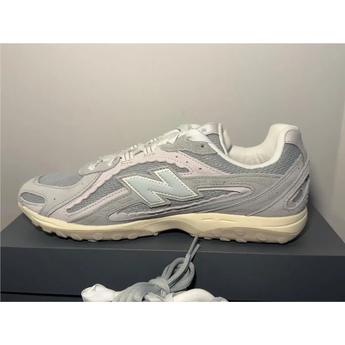 New Balance shoes - Grey, Cream 7