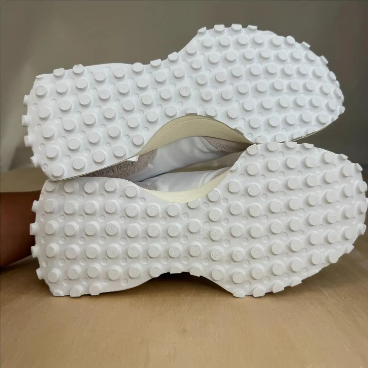 New Balance shoes - New Balance 327 - WS327SFD - White 8