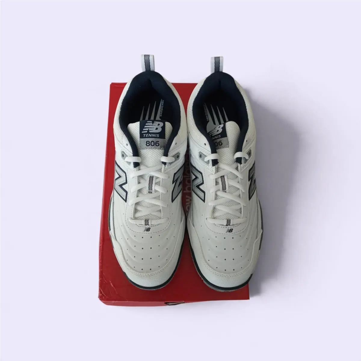 New Balance shoes - New Balance 806 - White 0