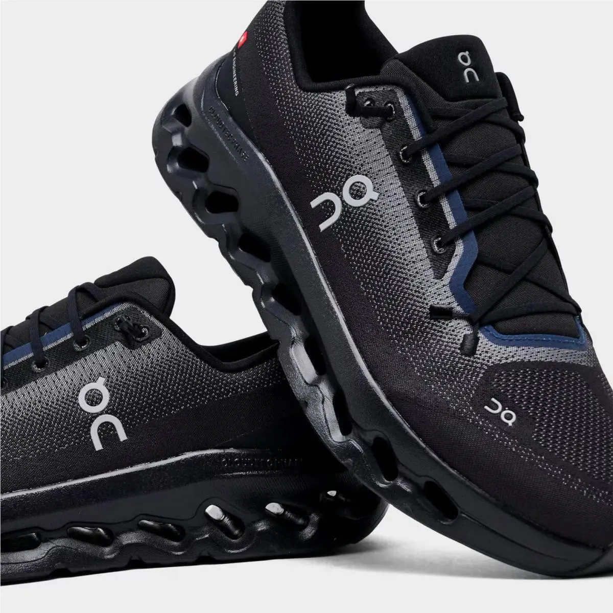 On-Running shoes - 3MG10981 002 - Black/Black/Midnight 0