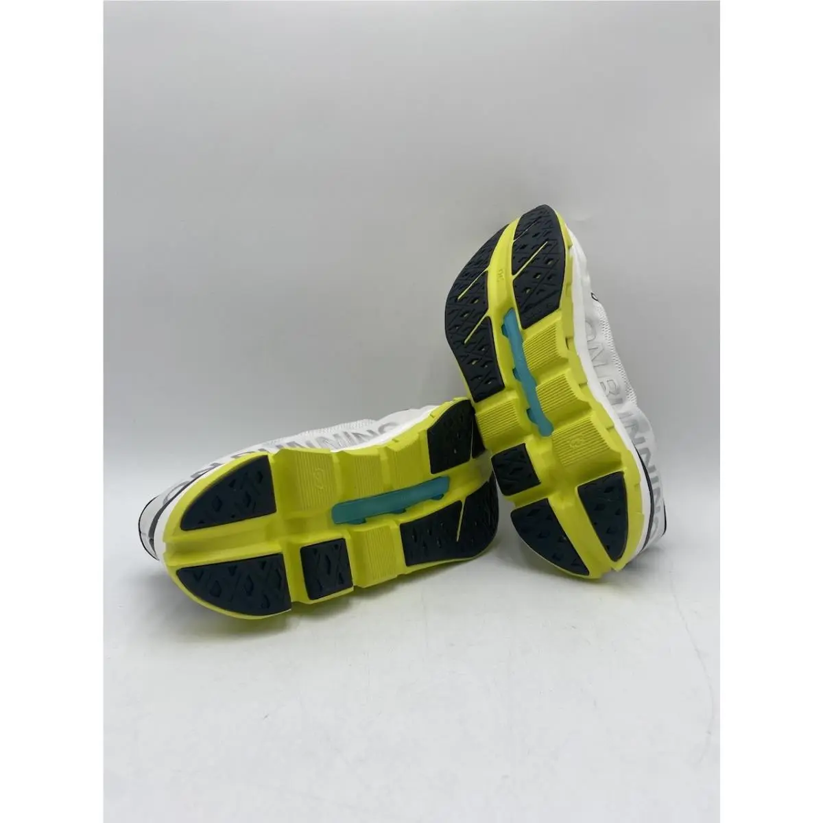 On-Running shoes - On Cloudflow - Cloudflow - White 7