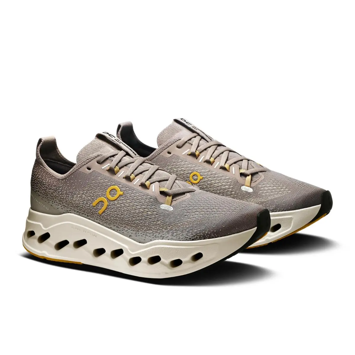 On-Running shoes - On Cloudsurfer Max - Cloudsurfer Max - Dust | Ivory 18