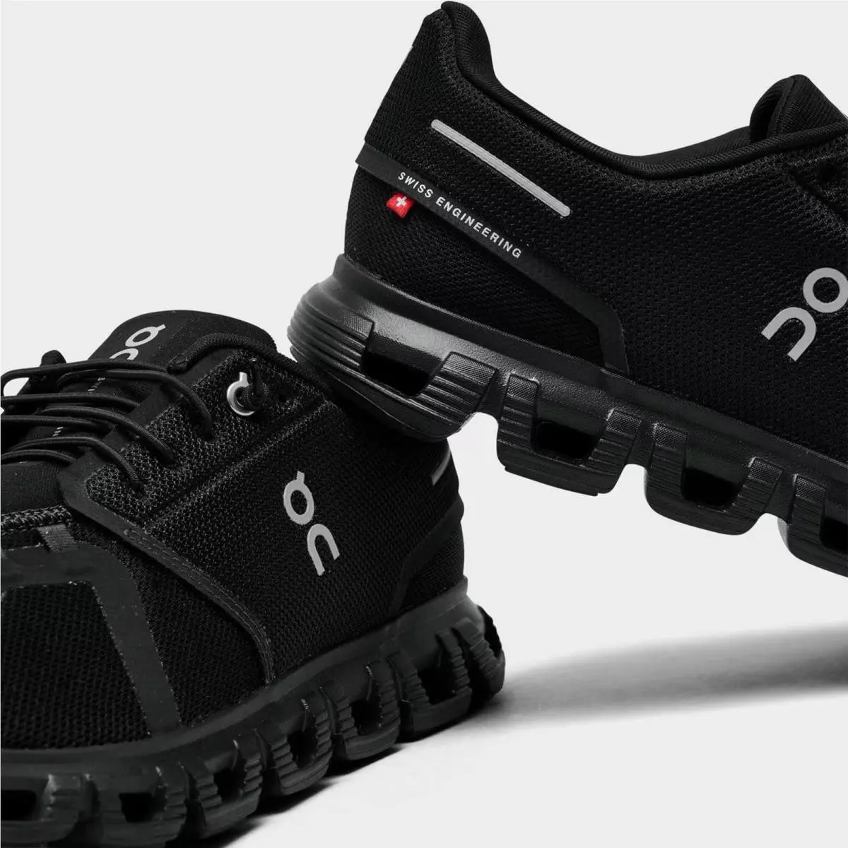 On-Running shoes - 3MF10071 002 - Black/Black 4