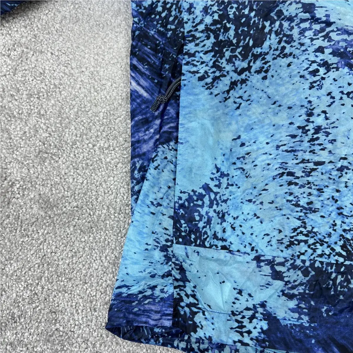 Nike clothing - Blue (UPC: 197593740243) 3