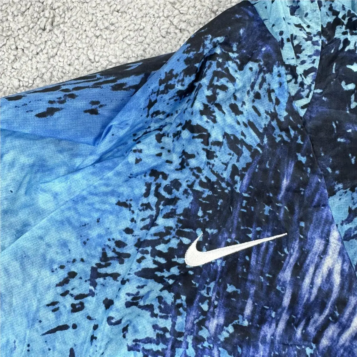 Nike clothing - Blue (UPC: 197593740243) 5