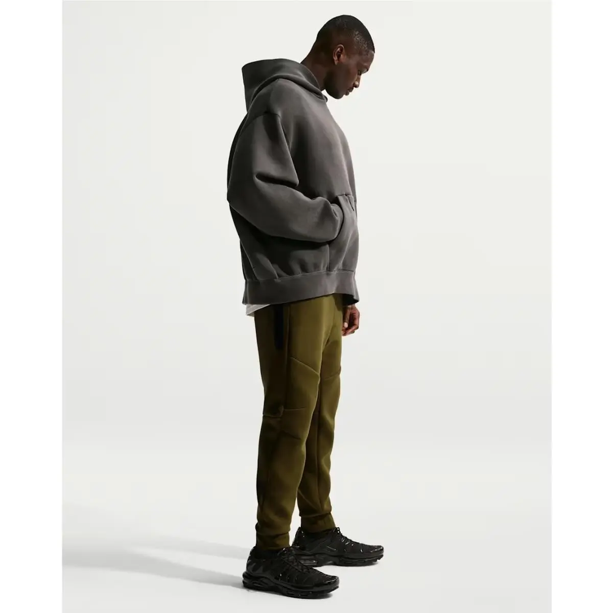 Nike clothing - Green (UPC: 198488898094) 11