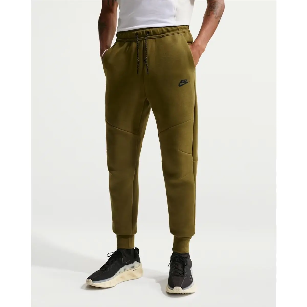 Nike clothing - Green (UPC: 198488898094) 2