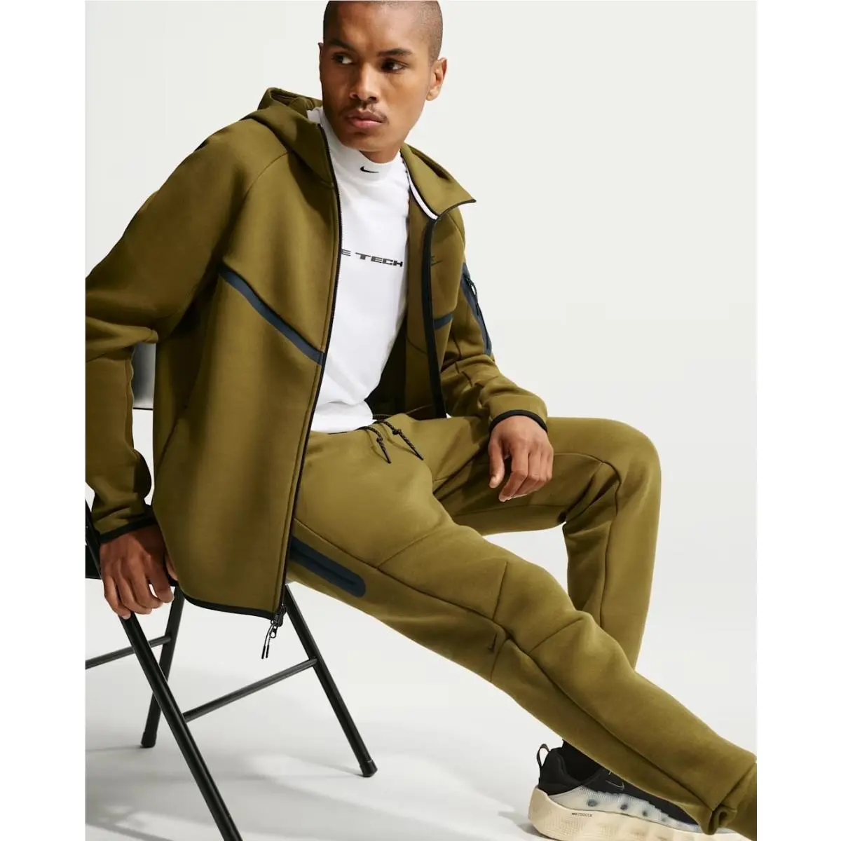 Nike clothing - Green (UPC: 198488898094) 6