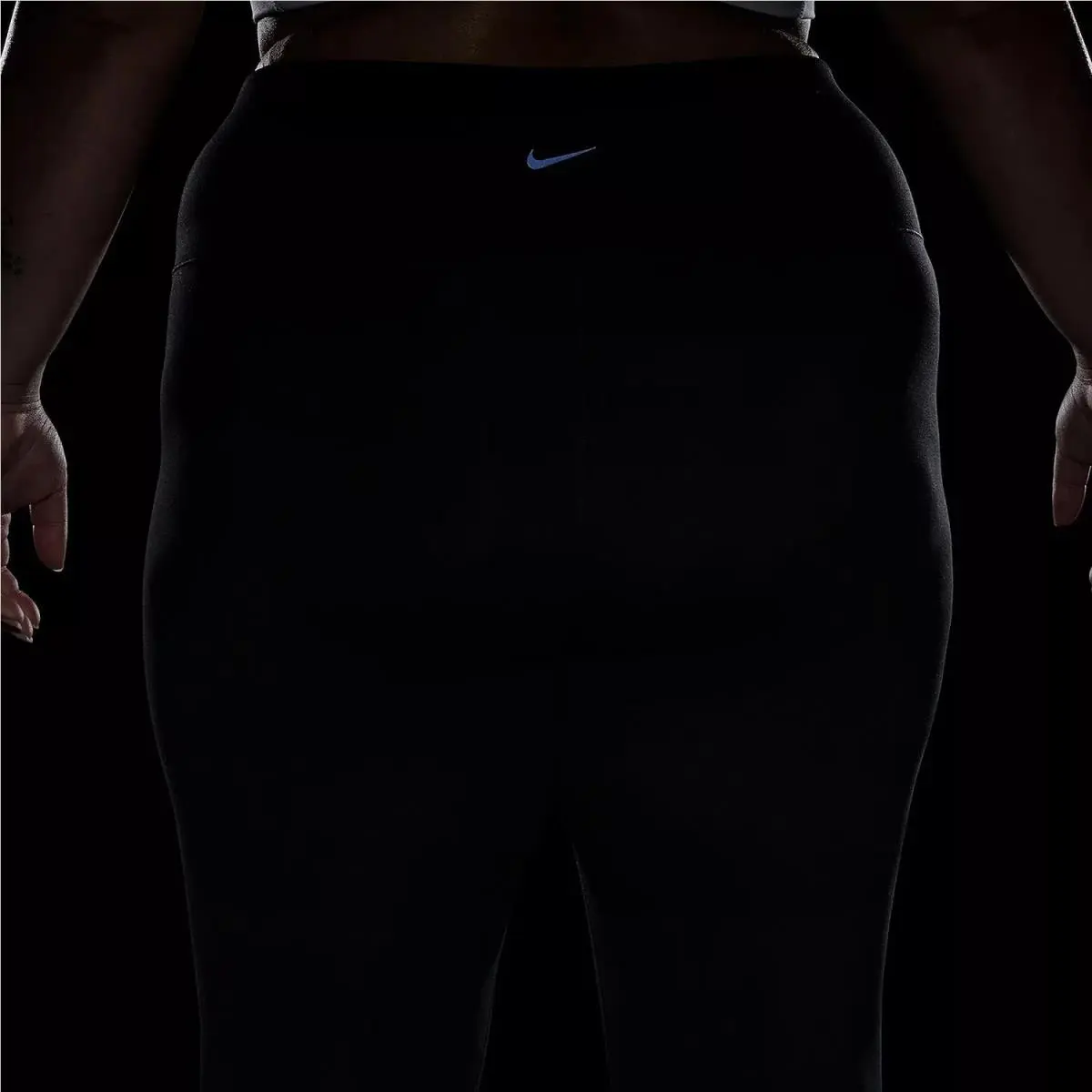 Nike clothing - Black (UPC: 197594459069) 2