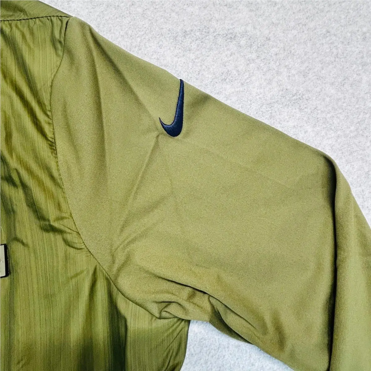 Nike clothing - Green 4