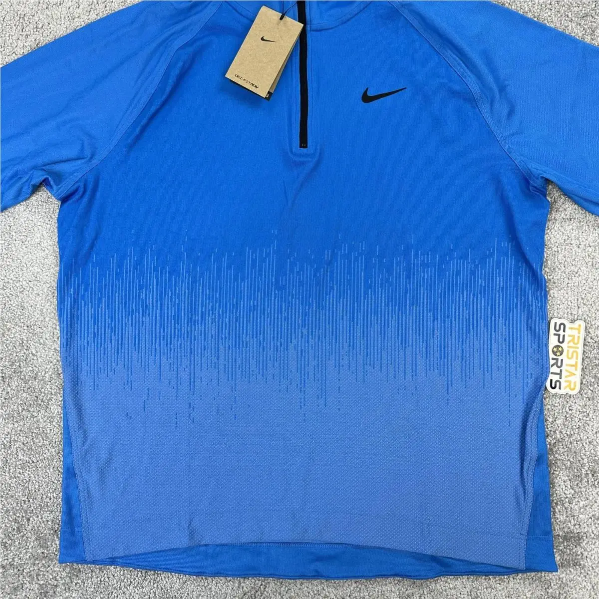 Nike clothing - Blue (UPC: 197593908582) 0