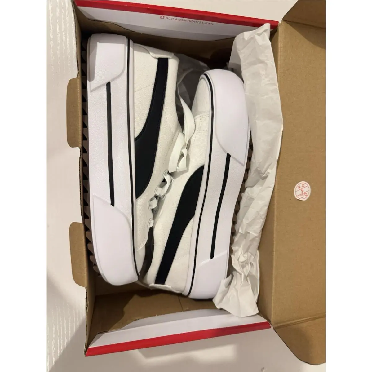 Puma shoes - PUMA Karmen - Karmen - 384615-02 - White 0