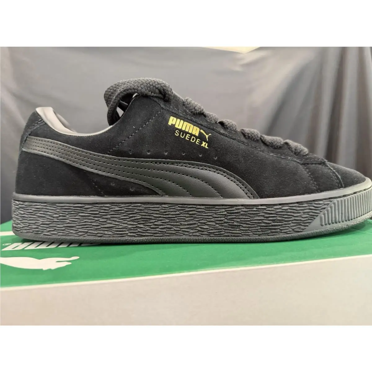Puma Suede XL Size 9.5 Men`s Black Gold Low Top Suede Lace-up Sneakers 395205-33