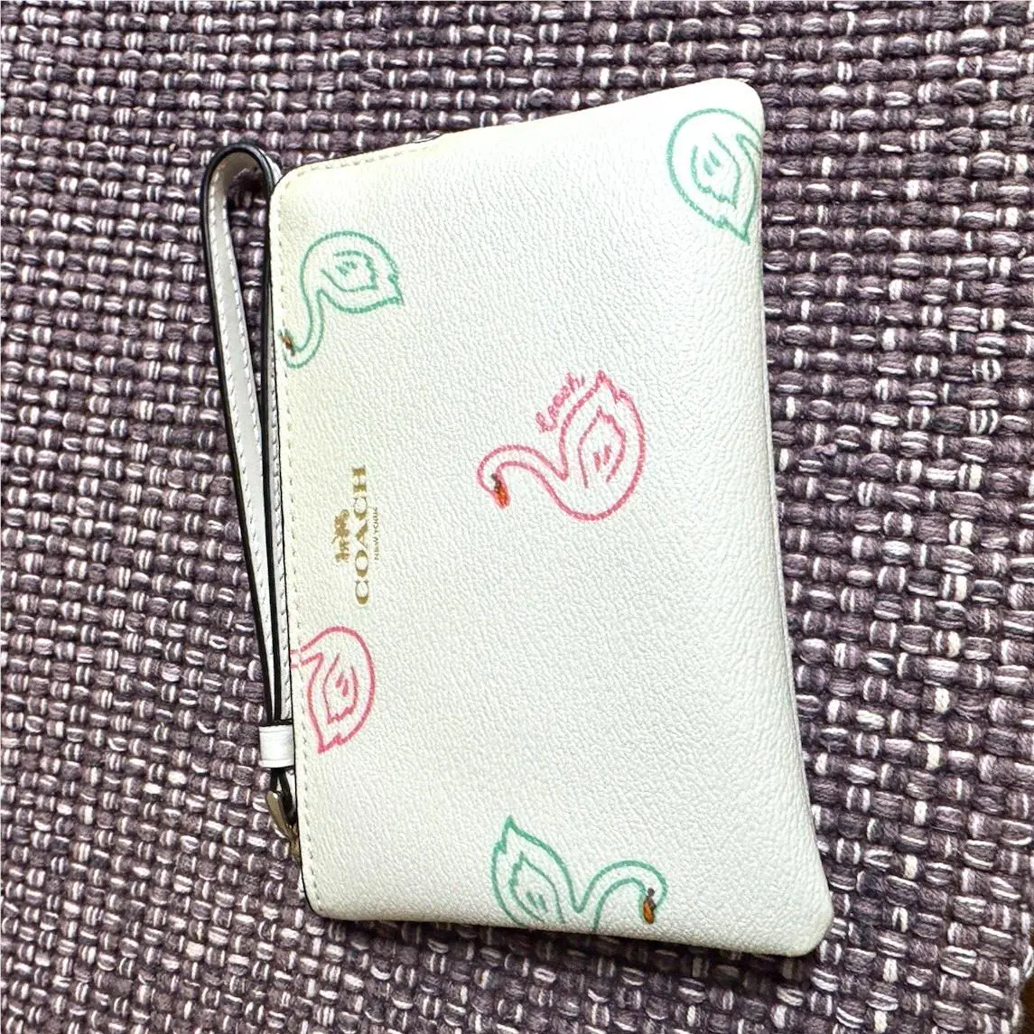 Coach Ivory Leather Swan Print Zip Wristlet Wallet w/ Credit Card Slots