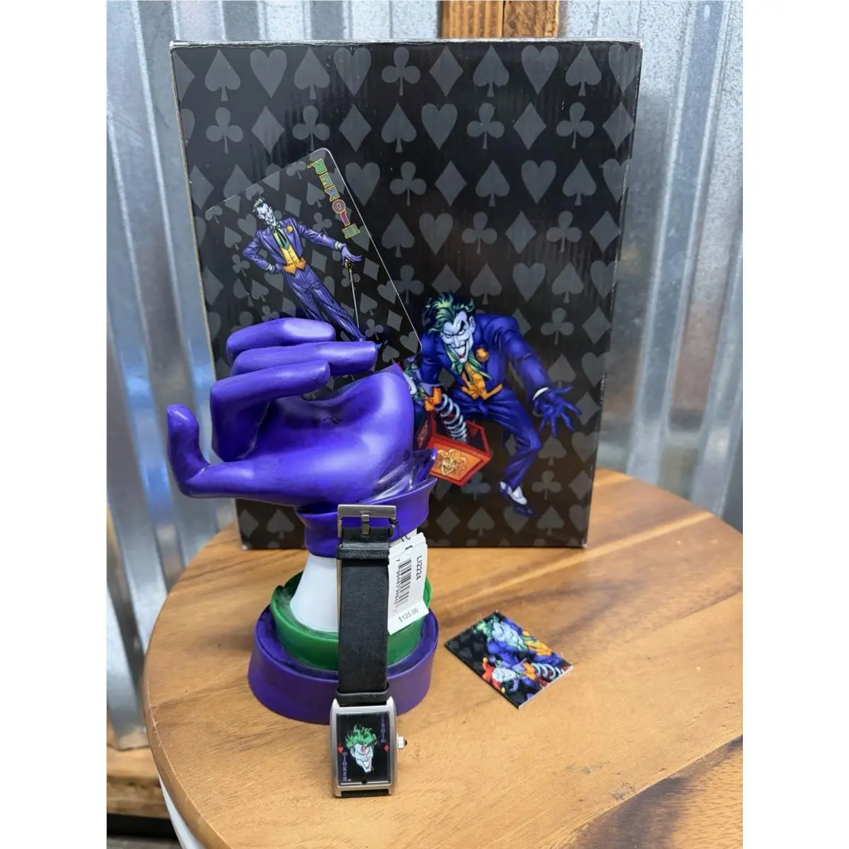 2003  DC Joker Watch LI2224 Limited Edition 0379/3000 W/ Hand Stand by Fossil
