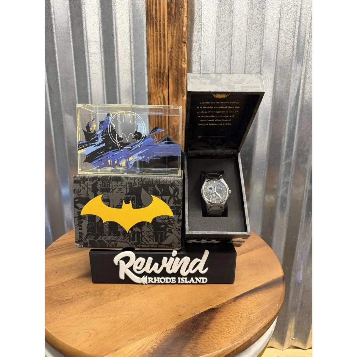 2005  Batman Watch Limited Edition 0568/3000 LI2521 On Box Limited by Fossil