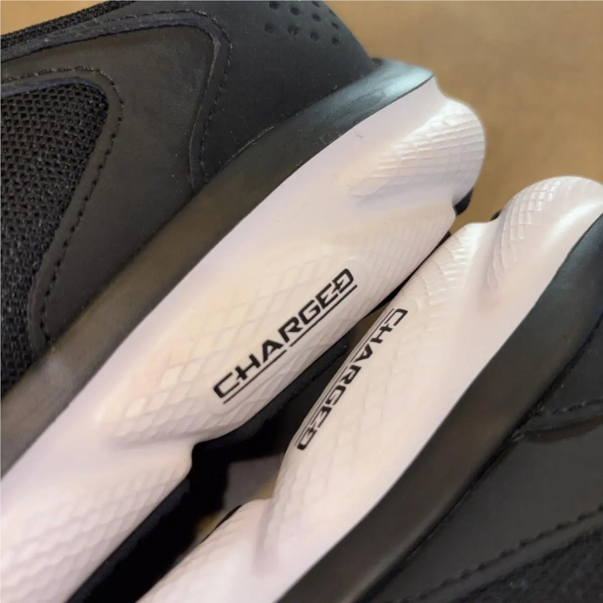 Under Armour shoes - Under Armour Charged Assert 9 D - 3024862–001 - Black 8