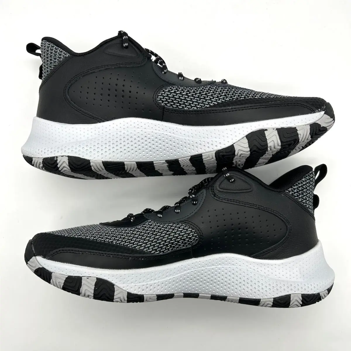 Under Armour shoes - Curry 3Z 24 - Curry - Black 6
