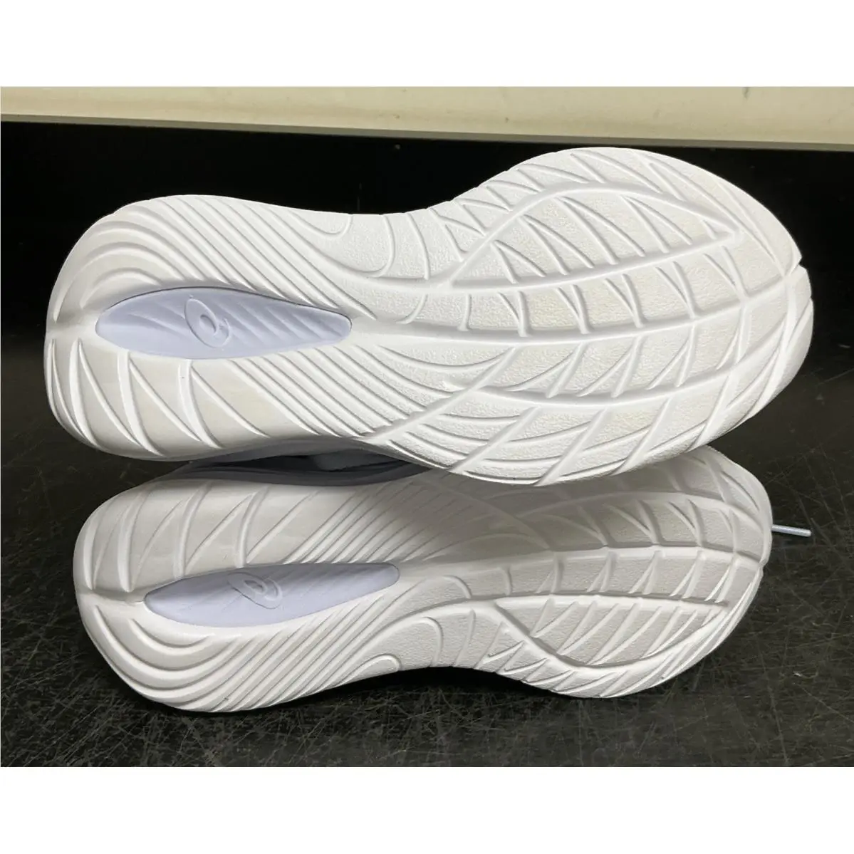 Asics shoes - Asics Gel-Cumulus 27 - 1012B772-402 - Blue Fade/White 6