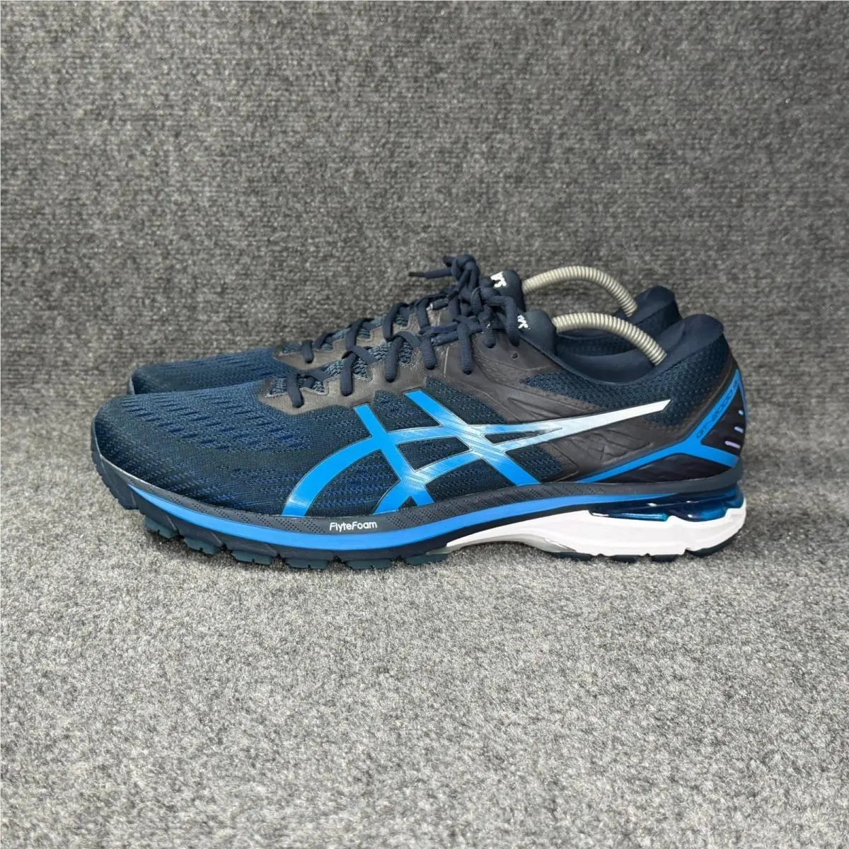 Asics shoes - ASICS GT-2000 - 1011A983 - Blue 2