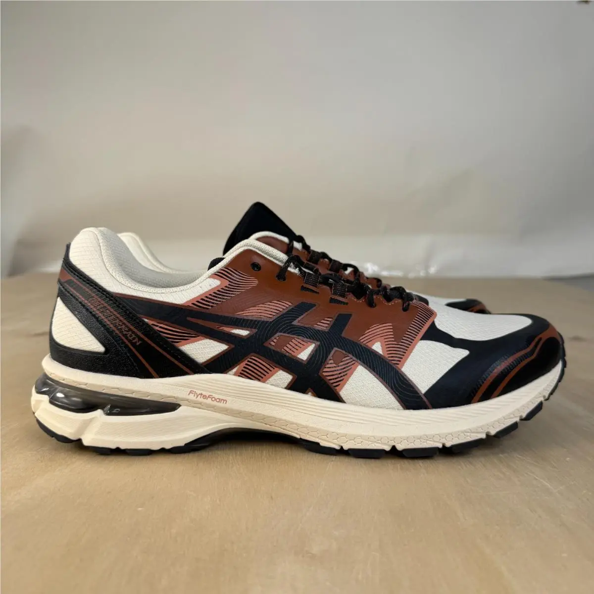 Size 11.5 - Asics Gel Terrain Vanilla