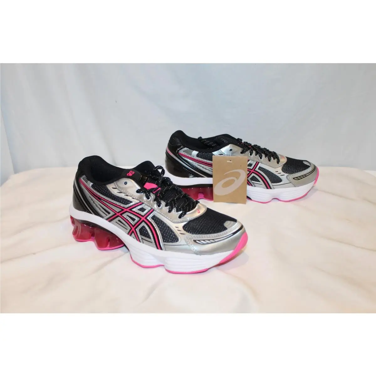 Asics shoes - WHITE PINK 0