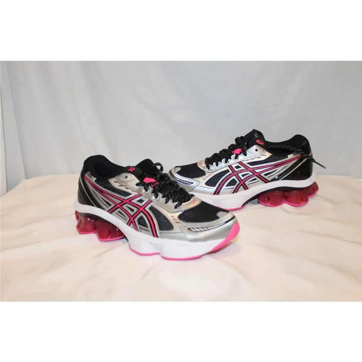 Asics shoes - WHITE PINK 2