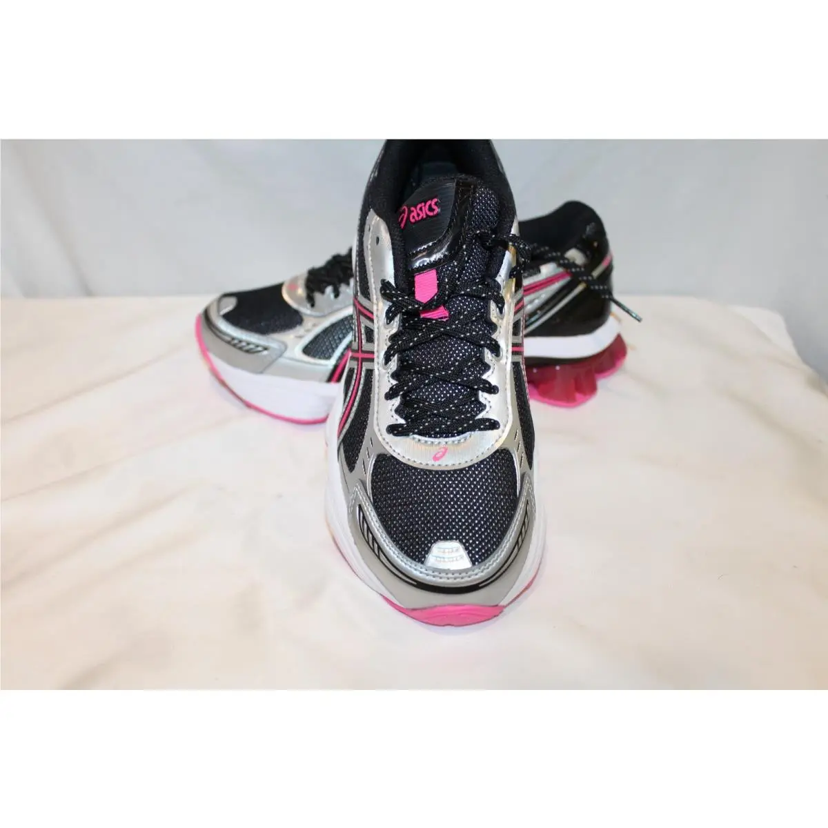 Asics shoes - WHITE PINK 3