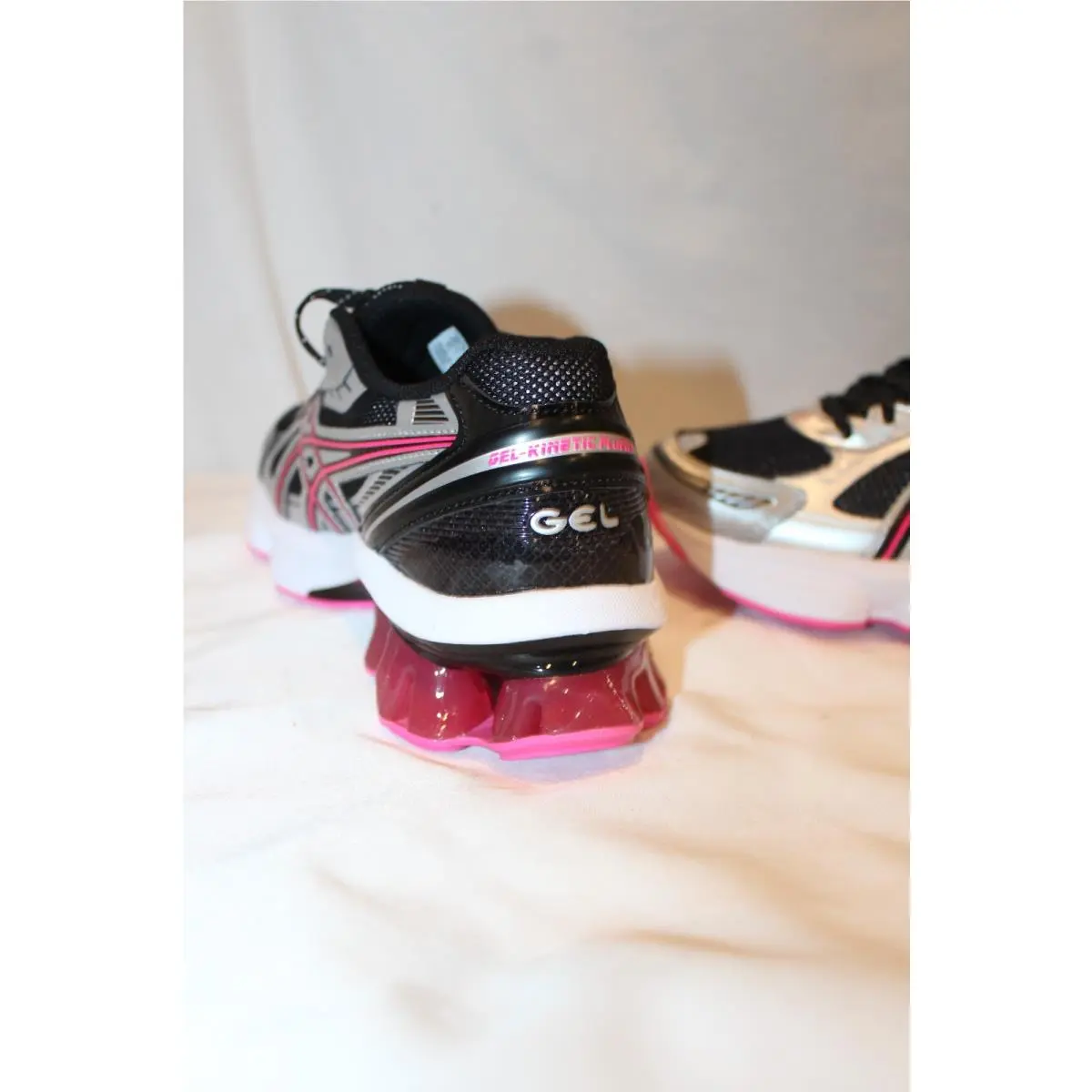 Asics shoes - WHITE PINK 4