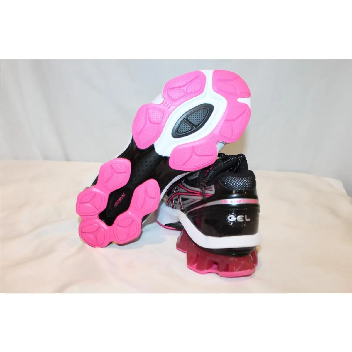 Asics shoes - WHITE PINK 5