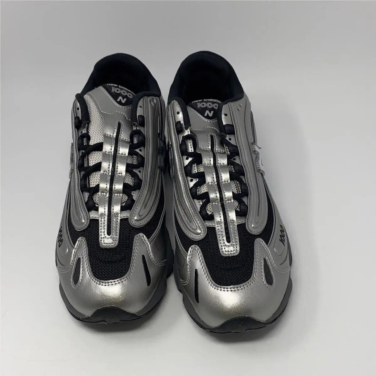 New Balance shoes - Silver (UPC: 197967923890) 1